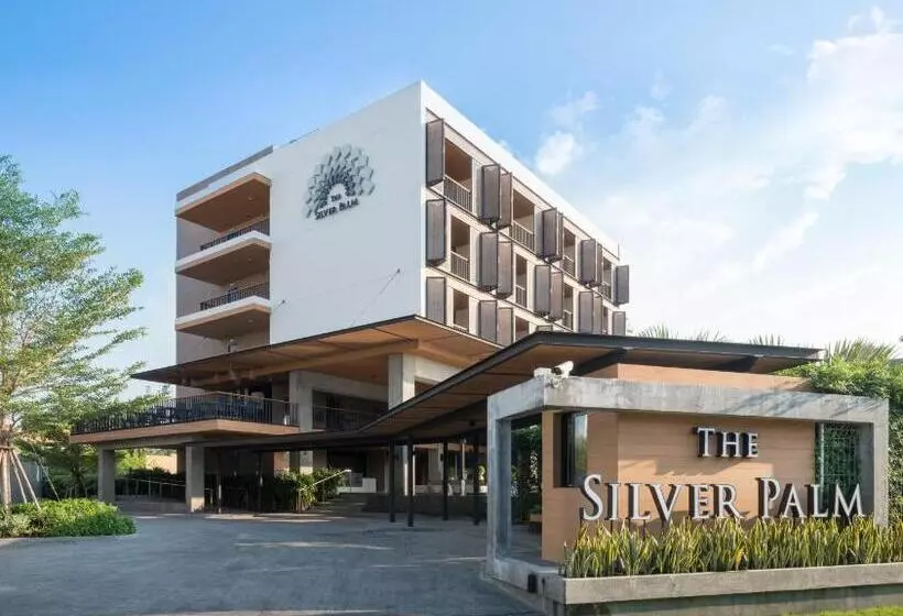The Silver Palm Rama 9@hua Mark Station