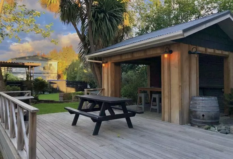 Fotos del hotel Te Anau Lakefront Backpackers:  8