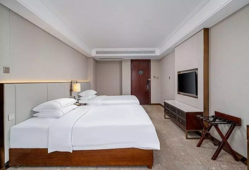 Fotos del hotel Lucky Holiday:  12