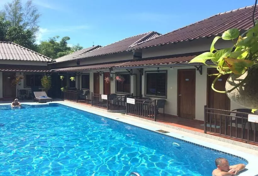 Fotos del hotel Makara Bungalows:  5