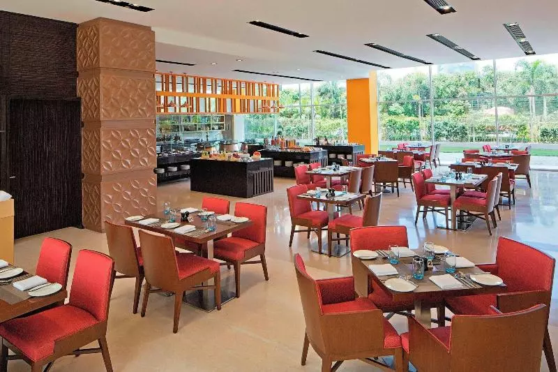 Fotos del hotel Fairfield By Marriott Lucknow:  3