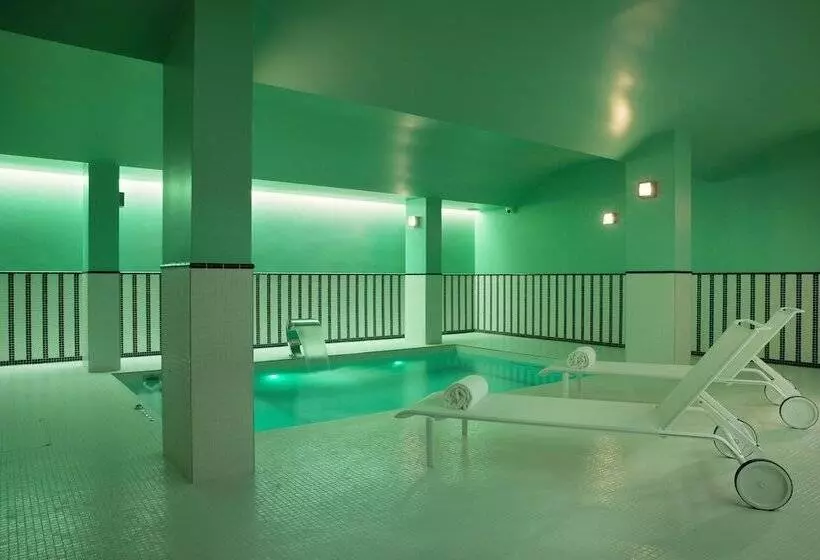 Fotos del hotel Hôtel Saintmarc:  2