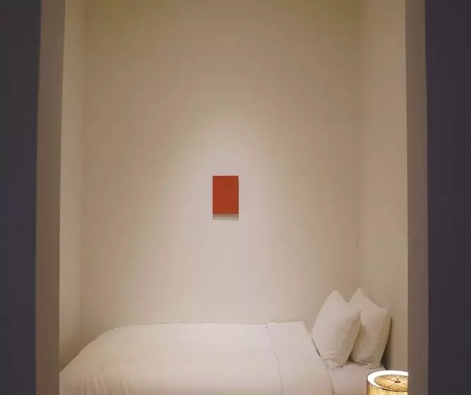 Fotos del hotel At Corner:  13