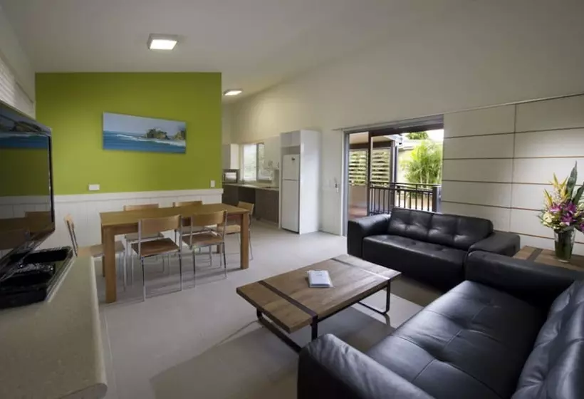 Fotos del hotel Reflections Holiday Parks Clarkes Beach:  11