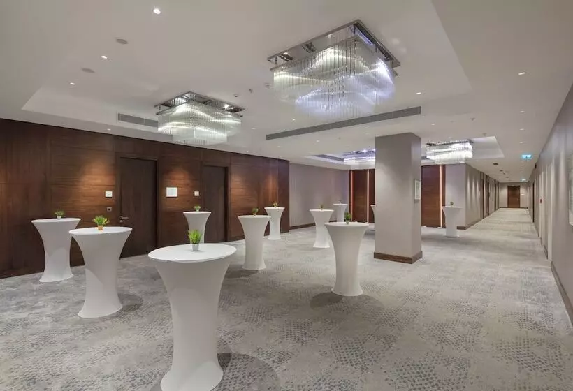 Fotos del hotel Holiday Inn Istanbul  Tuzla Bay, An Ihg:  24