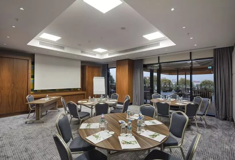 Fotos del hotel Holiday Inn Istanbul  Tuzla Bay, An Ihg:  18