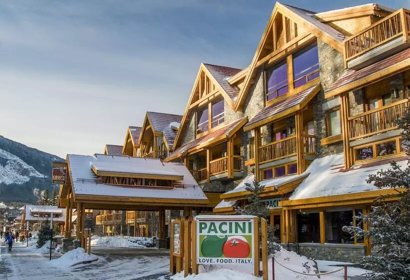 Fotos del hotel Moose Hotel And Suites:  21