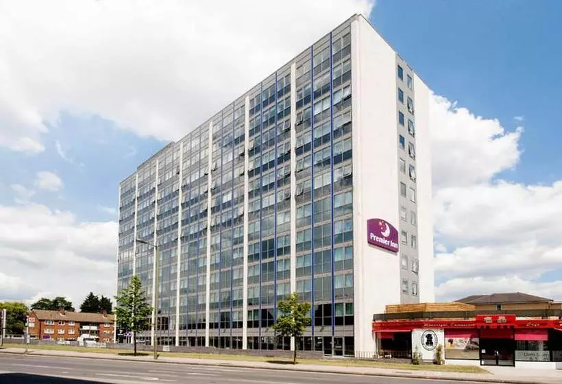 Fotos del hotel Premier Inn London Hendon The Hyde:  7