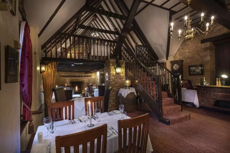 Fotos del hotel The Bell Inn Stilton:  6