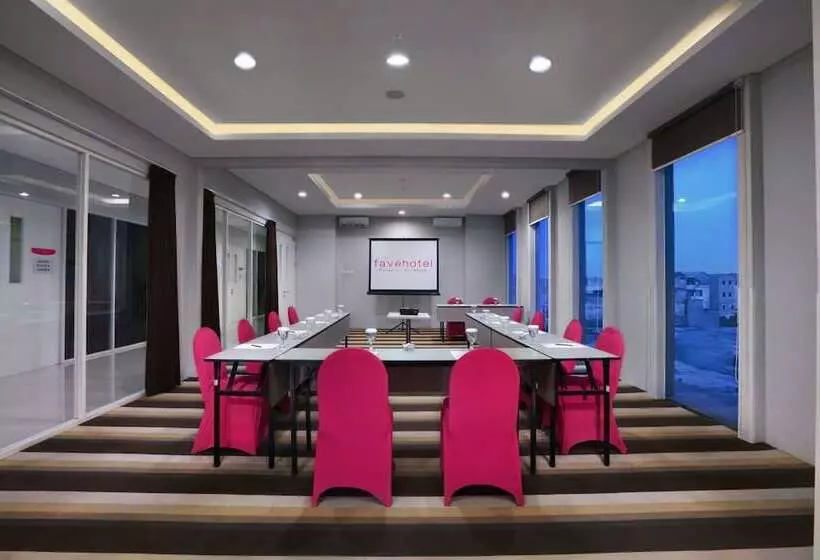Fotos del hotel Fave Rungkut Surabaya:  14