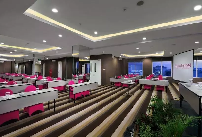 Fotos del hotel Fave Rungkut Surabaya:  25