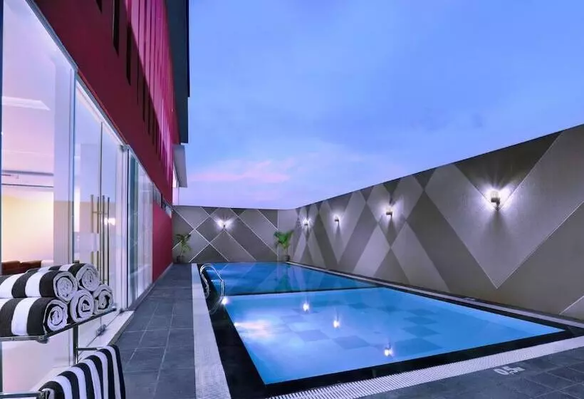 Fotos del hotel Fave Rungkut Surabaya:  16