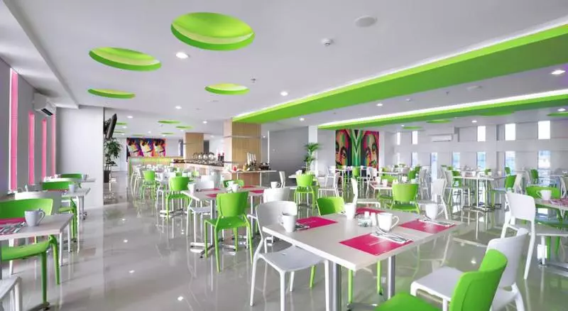 Fotos del hotel Fave Rungkut Surabaya:  5