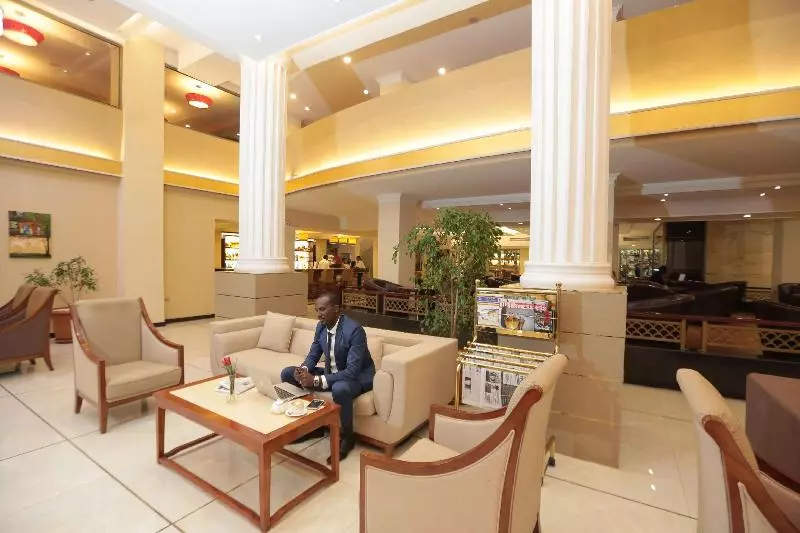 Fotos del hotel Getfam:  14