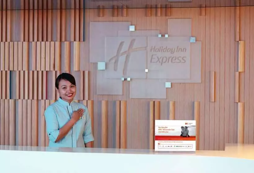 Fotos del hotel Holiday Inn Express Kuala Lumpur City Centre, An Ihg:  20