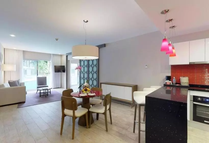 Fotos del hotel Residences at The Fives:  17