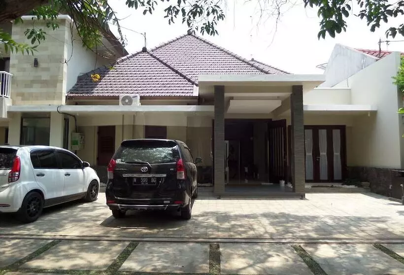 Fotos del hotel Shinta Guest House:  12