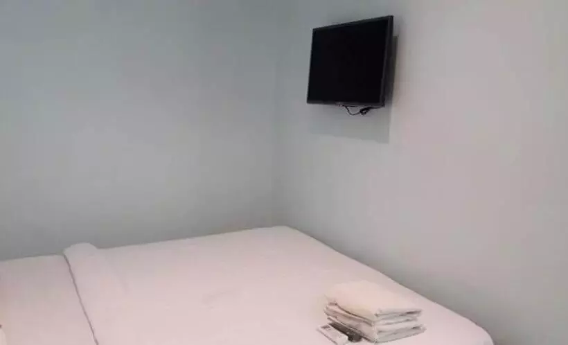 Fotos del hotel Shinta Guest House:  17
