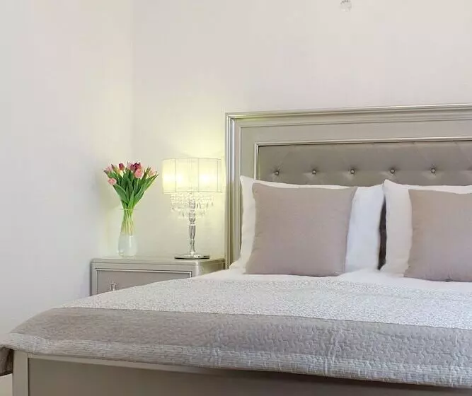 Fotos del hotel Milford Suites Budapest:  10