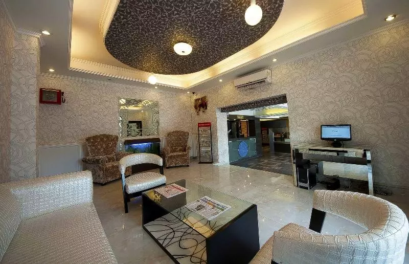 Fotos del hotel Pitrashish Premium:  2