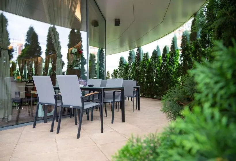 Fotos del hotel Ramada Plaza Craiova:  8