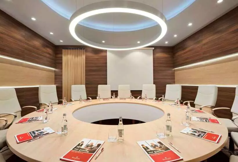 Fotos del hotel Ramada Plaza Craiova:  13