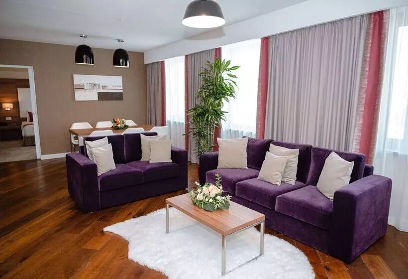 Fotos del hotel Ramada Plaza Craiova:  22