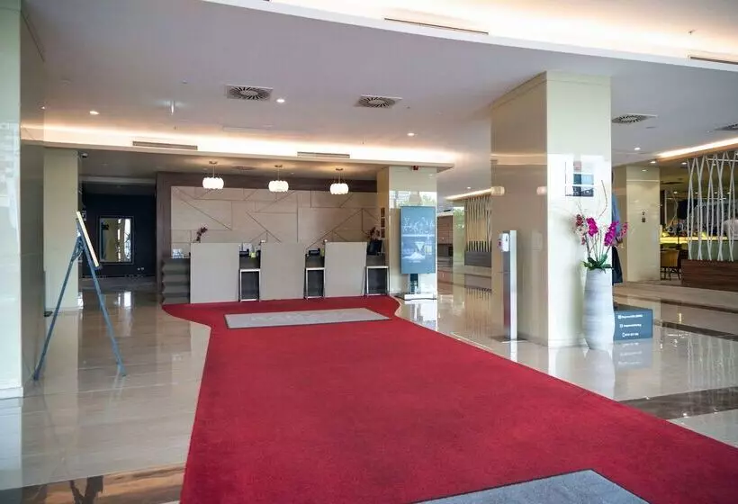 Fotos del hotel Ramada Plaza Craiova:  3