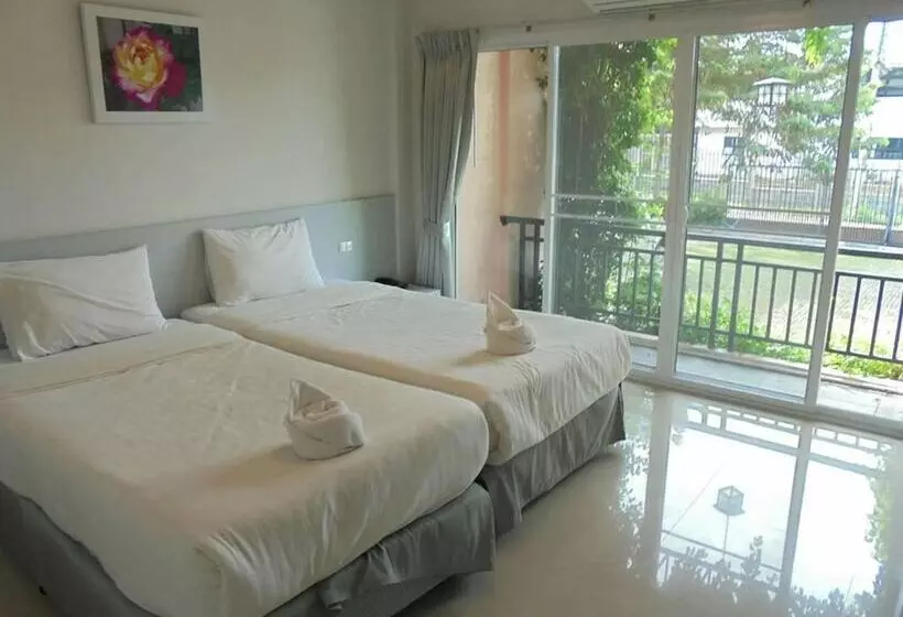 Fotos del hotel Rose Villa Resort:  9