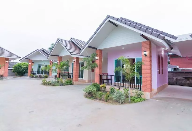 Fotos del hotel Samrong Garden:  12