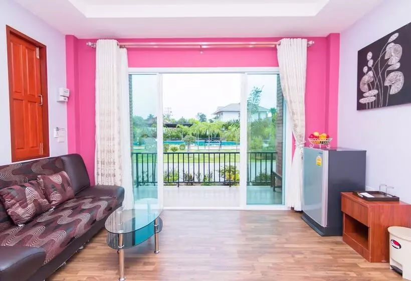 Fotos del hotel Samrong Garden:  8