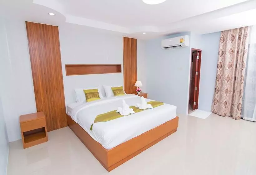 Fotos del hotel Samrong Garden:  3