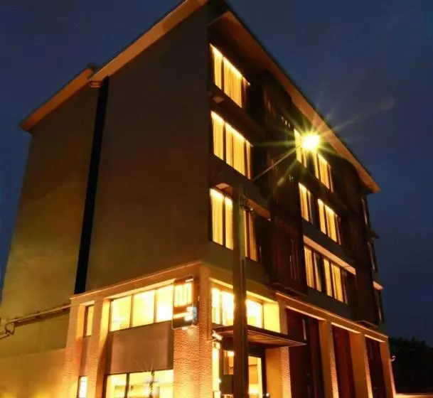 The Bangkok Major Suite