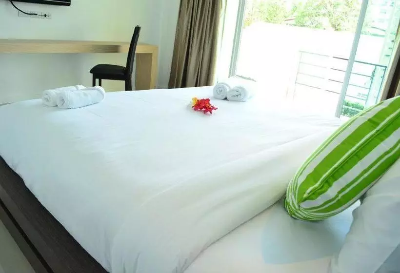 Fotos del hotel All Seasons Residence:  6