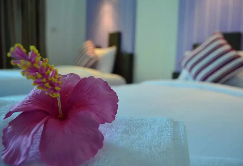 Fotos del hotel All Seasons Residence:  11