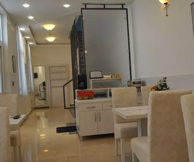 Fotos del hotel Villa Marija M L:  3