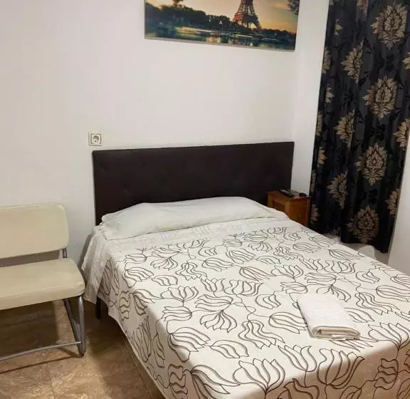 Fotos del hotel Pensión La Ferroviaria No Fumadores:  15