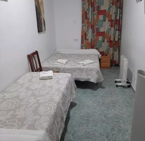 Fotos del hotel Pensión La Ferroviaria No Fumadores:  22