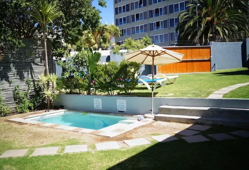 Fotos del hotel Atlantic Point Backpackers:  15
