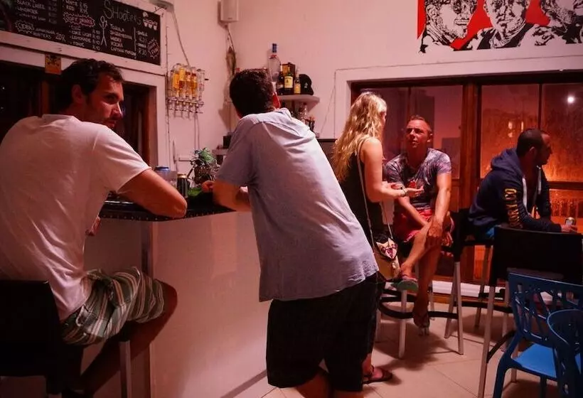 Fotos del hotel Atlantic Point Backpackers:  24