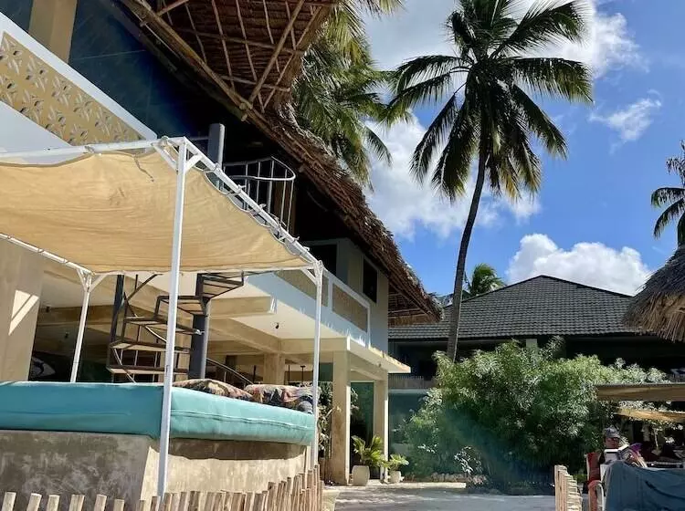 Blue Reef Sport And Fishing Lodge & Bungalows Blue Reef Sport And Fishing Lodge & Bungalows