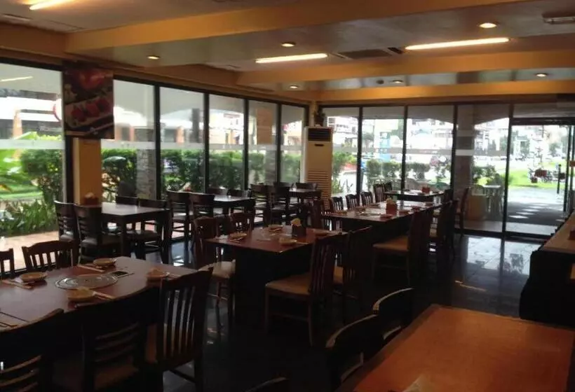 Fotos del hotel Bayfront Hotel Subic:  11
