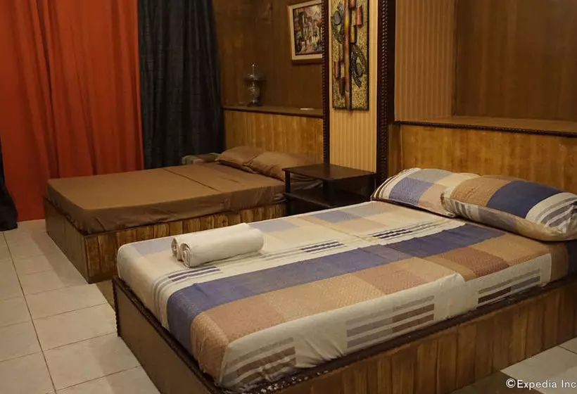 Fairlane Suites