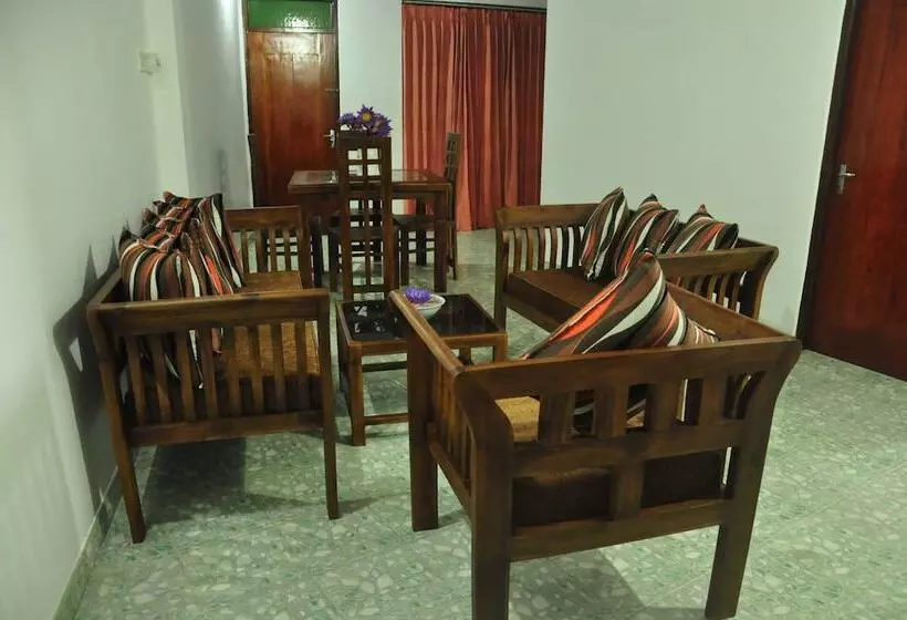 Fotos del hotel Crescent Resort:  3
