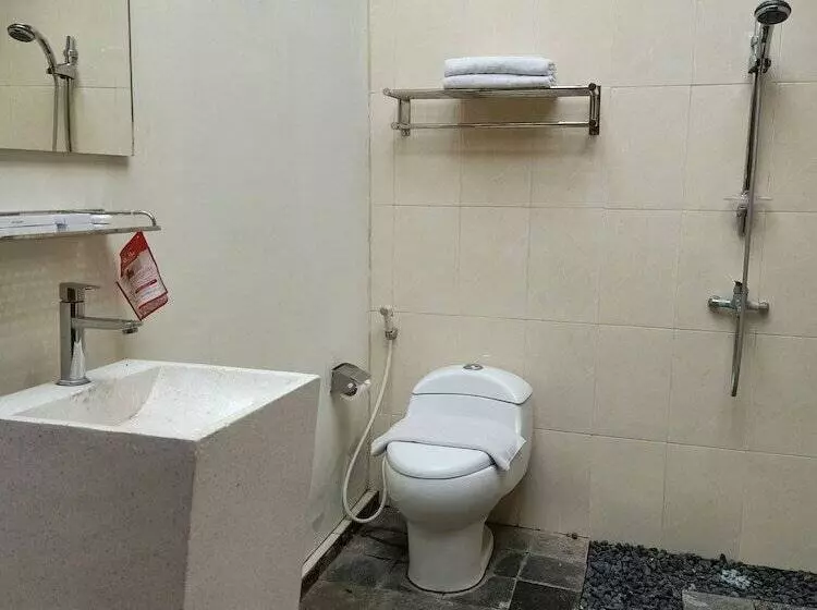 Fotos del hotel Cempaka Villa Ii:  5