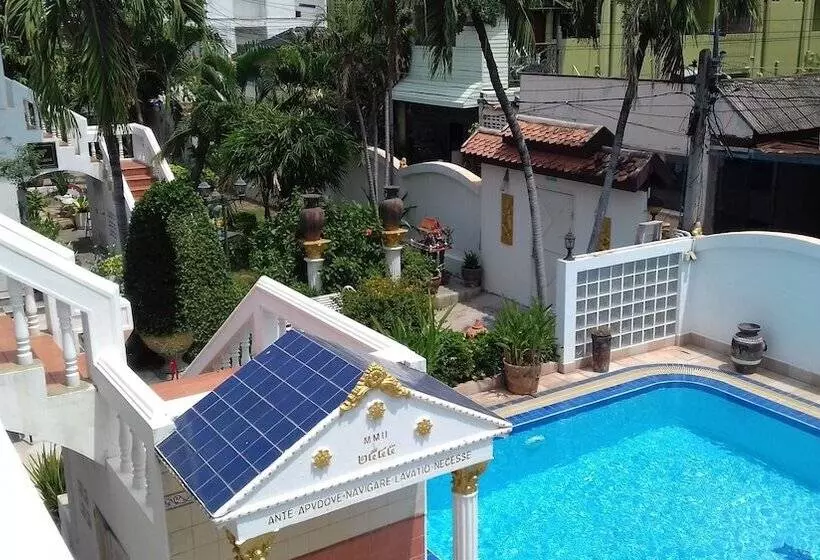 Villa Oranje Pattaya
