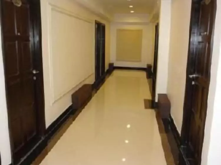 Fotos del hotel Maleez Lodge:  7