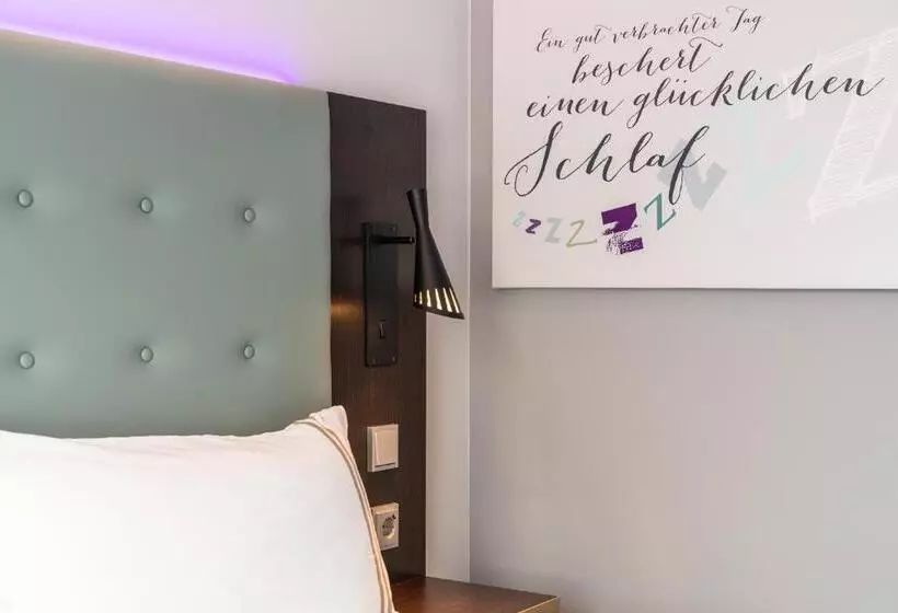 Fotos del hotel Premier Inn Freiburg City Süd Hotel:  24