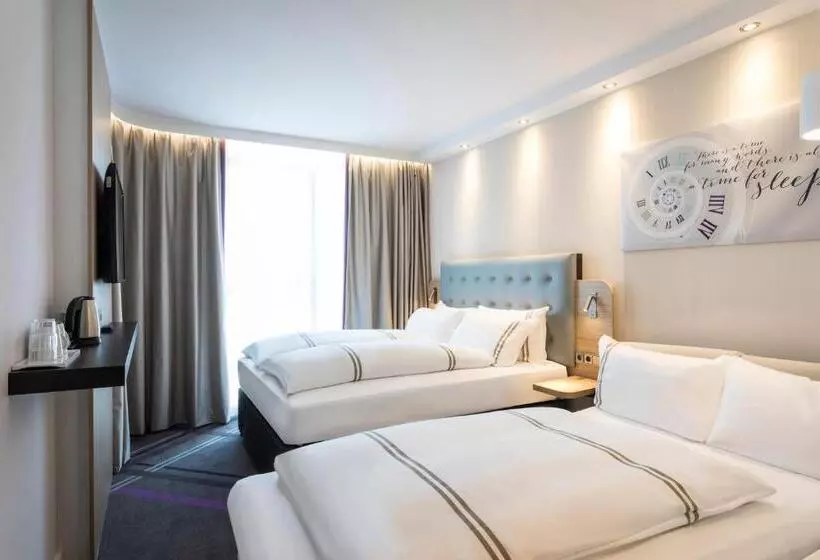 Fotos del hotel Premier Inn Freiburg City Süd Hotel:  21