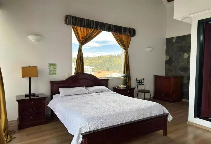 Fotos del hotel Suites Gonzalez Suarez Eco Tech:  8